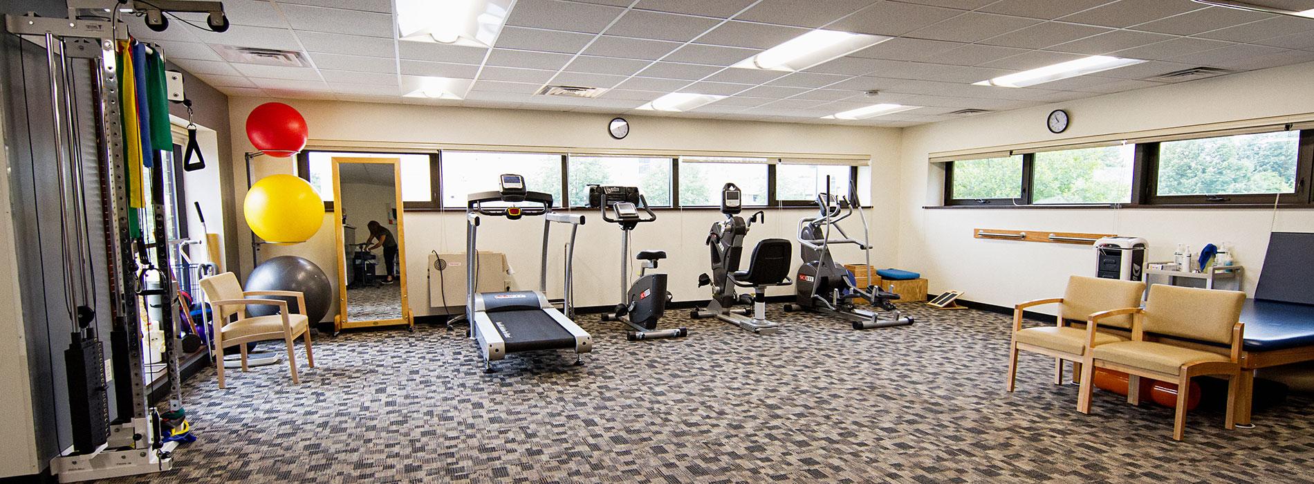 thera-dynamics physical therapy gym area
